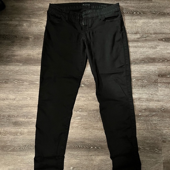 Guess black jeans. - Picture 1 of 2